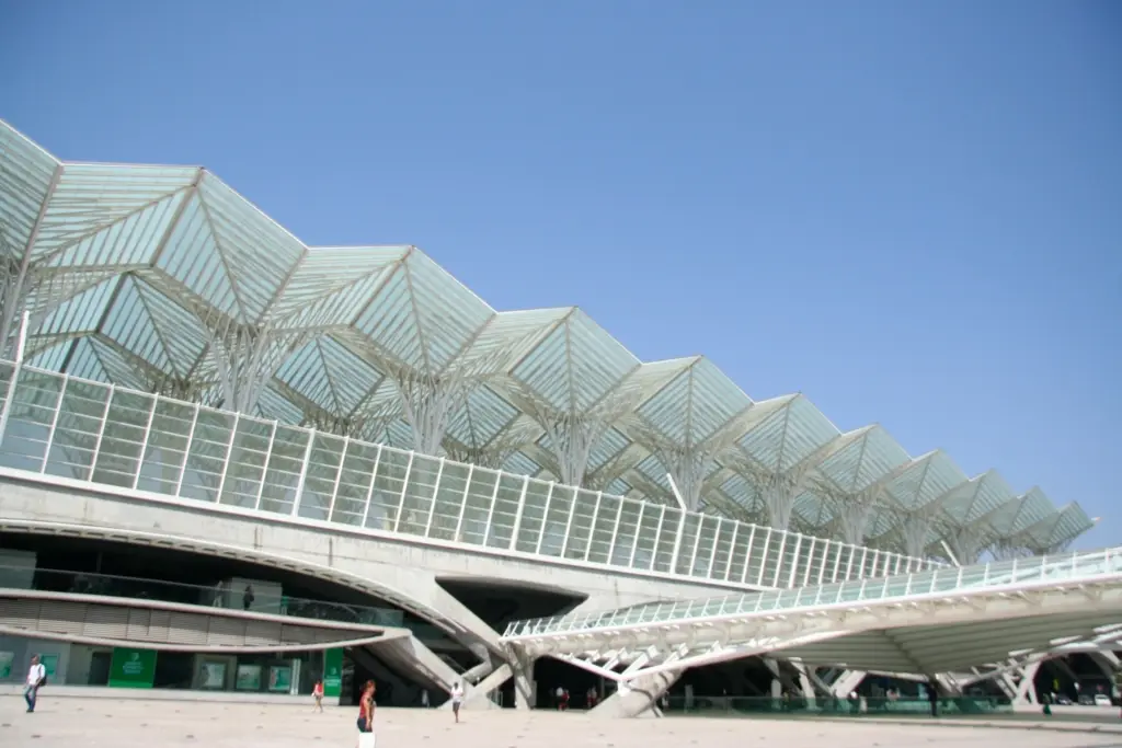 Ampliação e Reabilitação da Estação do Oriente e Viaduto Ferroviário de Transição